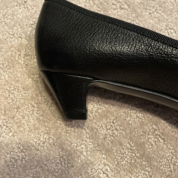 Prada kitten heels - Picture 7 of 7